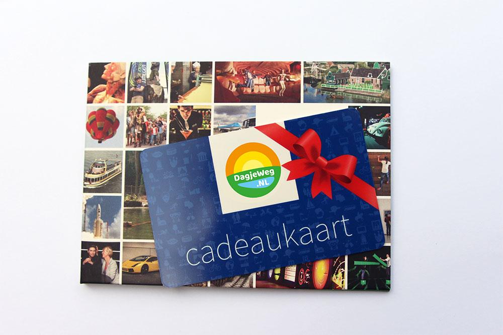 Dagje Weg Cadeaukaart pas boven op de verpakking